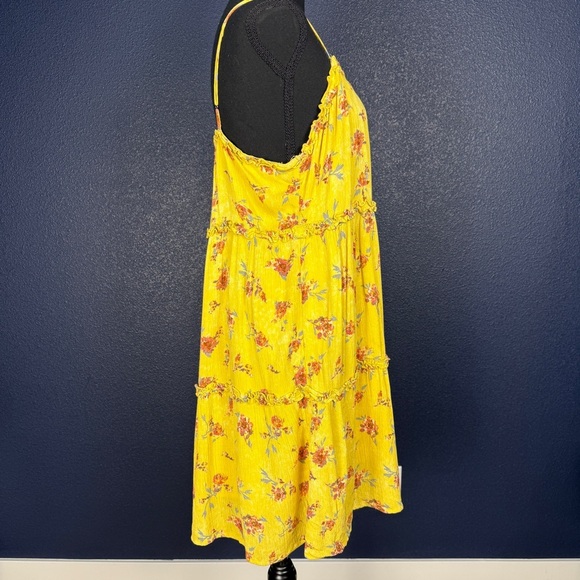 BChic Yellow Spaghetti Strap Floral Sundress, Size Large - Picture 6 of 10